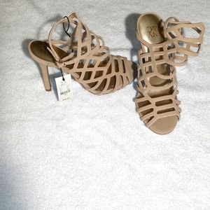 NWT NY&C ladies sandals size 6